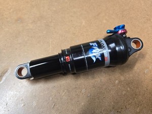 FOX float RP23 リアサスペンション エア 165ミリ FOX Float RP23 Rear Air Shock Mountain Bike 165 x 40mm 3 Position