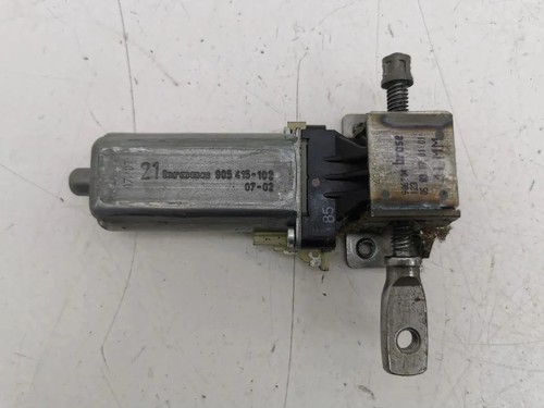 AUDI A6 Avant 4F5, C6 Sitzsteuerungsmotor vorne links 0390203218 3.00 34943880