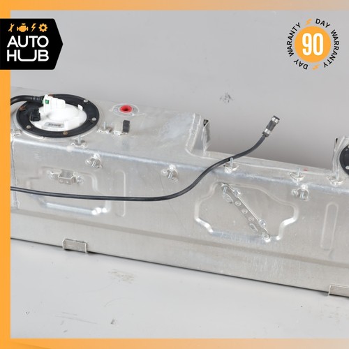 16-23 McLaren 570S Gas Fuel Tank Reservoir Assembly 13K0119CP01 OEM 31k - Picture 13 of 24