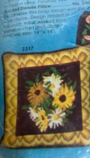 Vintage Daisy Pillow Bargello Stitch Kit 14"x14" When Finished