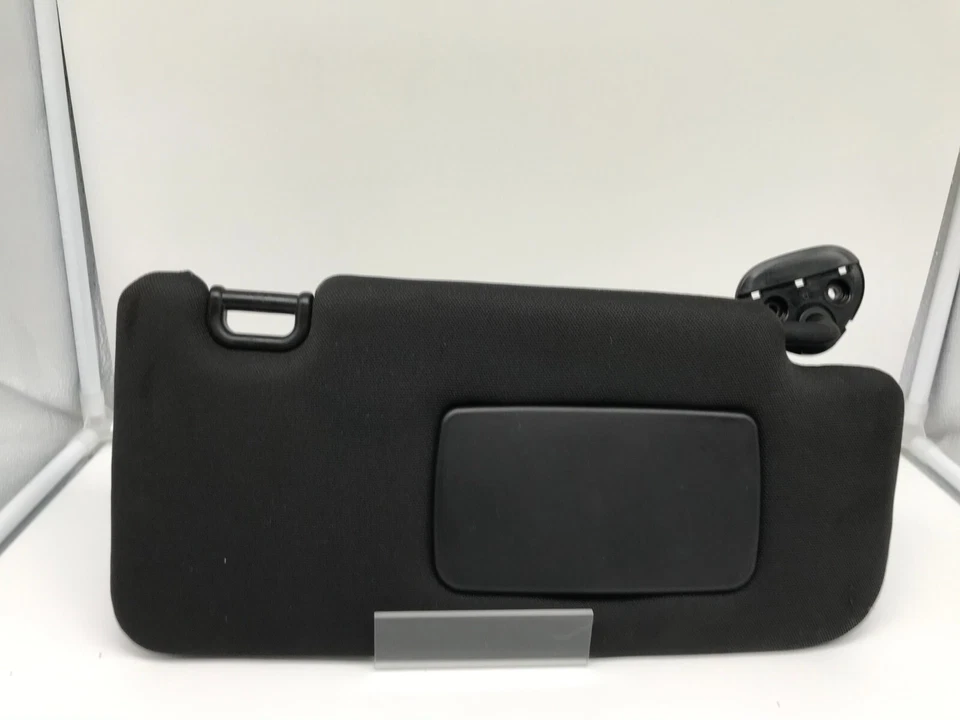 Черный оригинальный пассажирский солнцезащитный козырек для Subaru WRX 2016-2018 годов выпуска SV0511 - Изображение 3 из 4