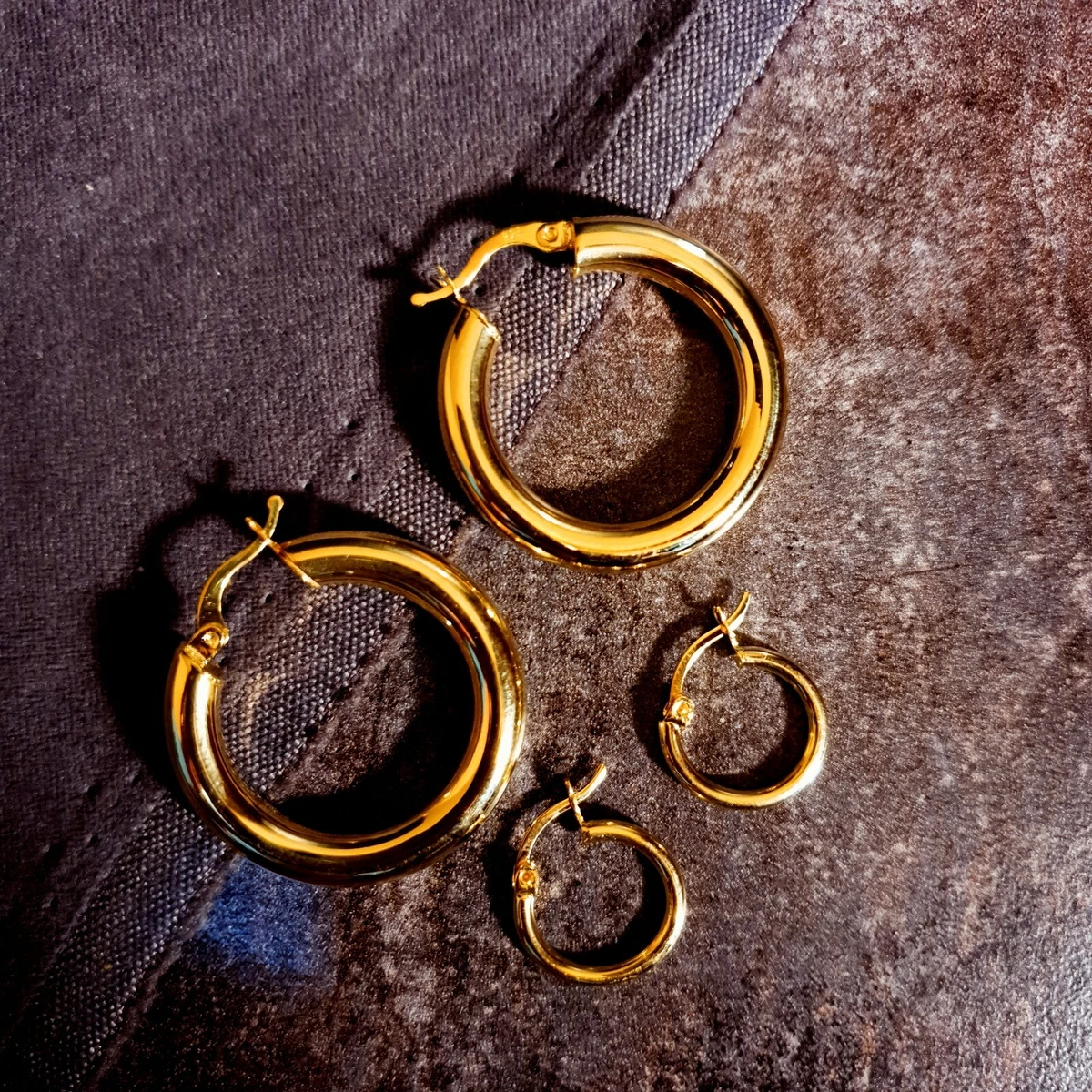 90's gold deals hoop earrings