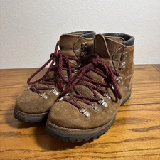 VTG USA Made DEXTER Mountaineering Boots 10 M Cowhide Leather VIBRAM Hike *READ