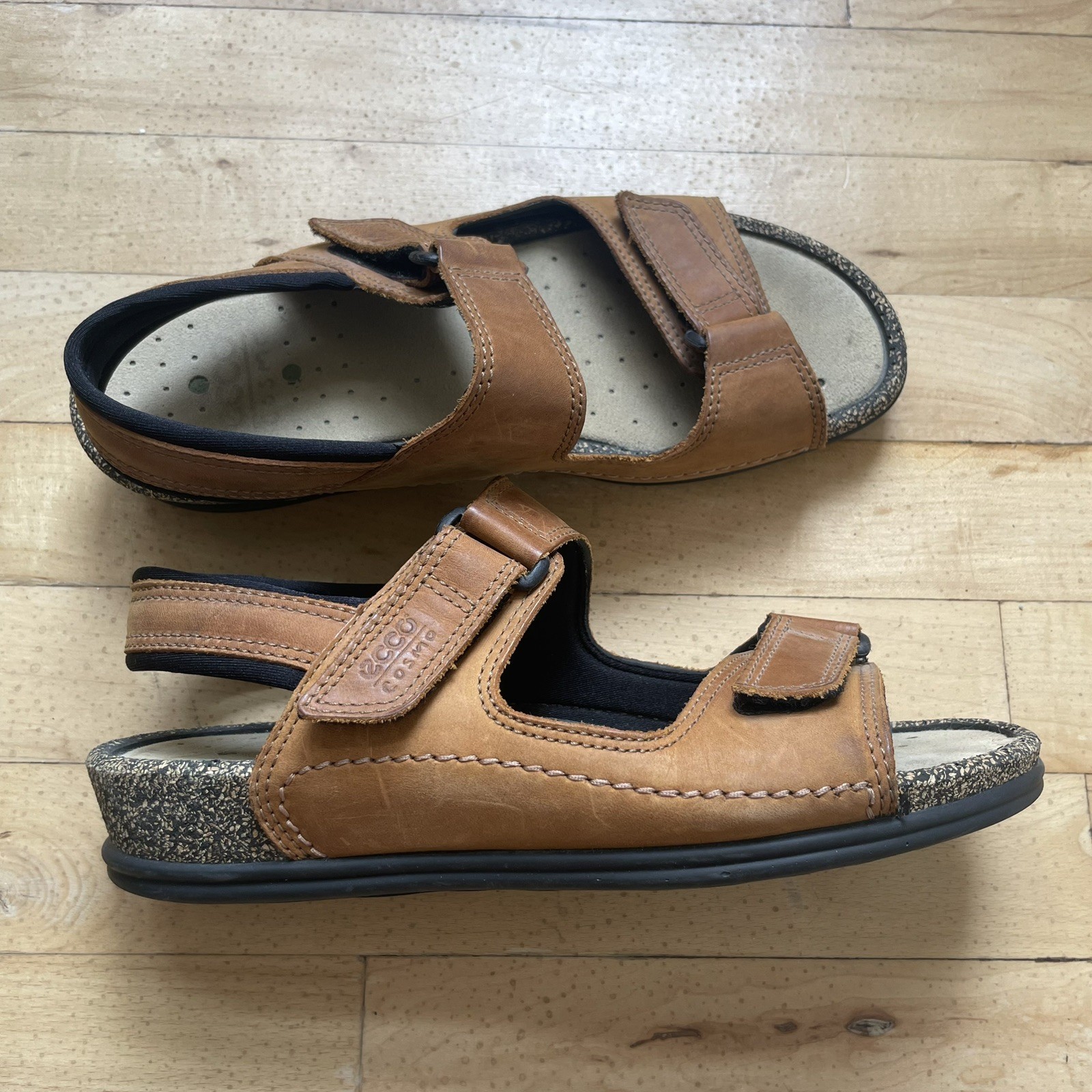 APL Ecco Cosmo sandali attivi da donna in pelle nabuk marrone taglia 41 taglia US 10 10 5 usati in ottime condizioni