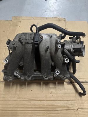 COMPLETE 2001 Mazda Protege MP3 Intake Manifold Throttle Body Upper Lower 2.0L