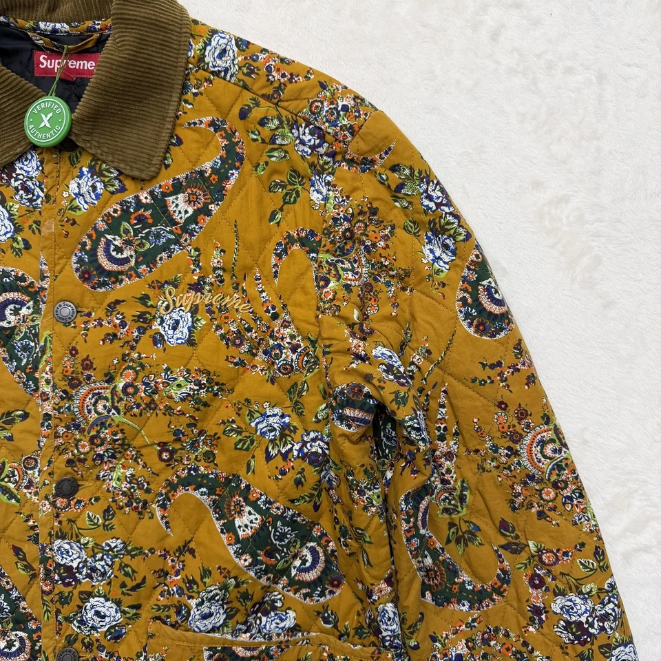 Chaqueta Supreme Para Hombre Pequeña Mostaza Floral Cachemira Acolchada Pana Cuello A Presión Foto 4 de 4