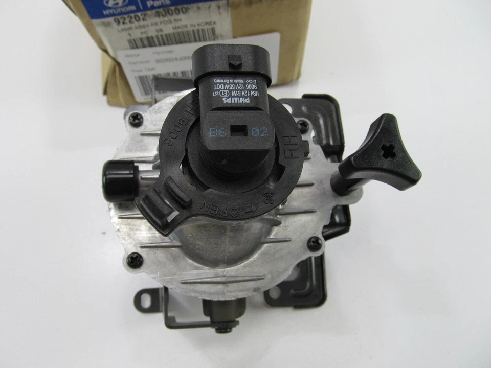 NUEVO - OEM 922024J000 luz antiniebla derecha para Hyundai Entourage 2007-2008 Foto 4 de 4