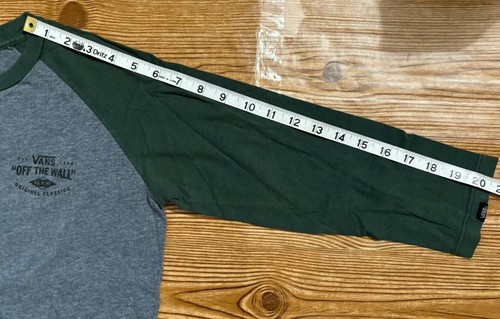 Vans Off The Wall Skateboarding Gray W/ Green Raglan Long Sleeve Boys Size Large - Picture 7 of 11
