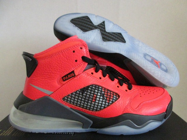 Size 10 - Jordan Mars 270 x Paris Saint-Germain Infrared 2019 for sale  online | eBay