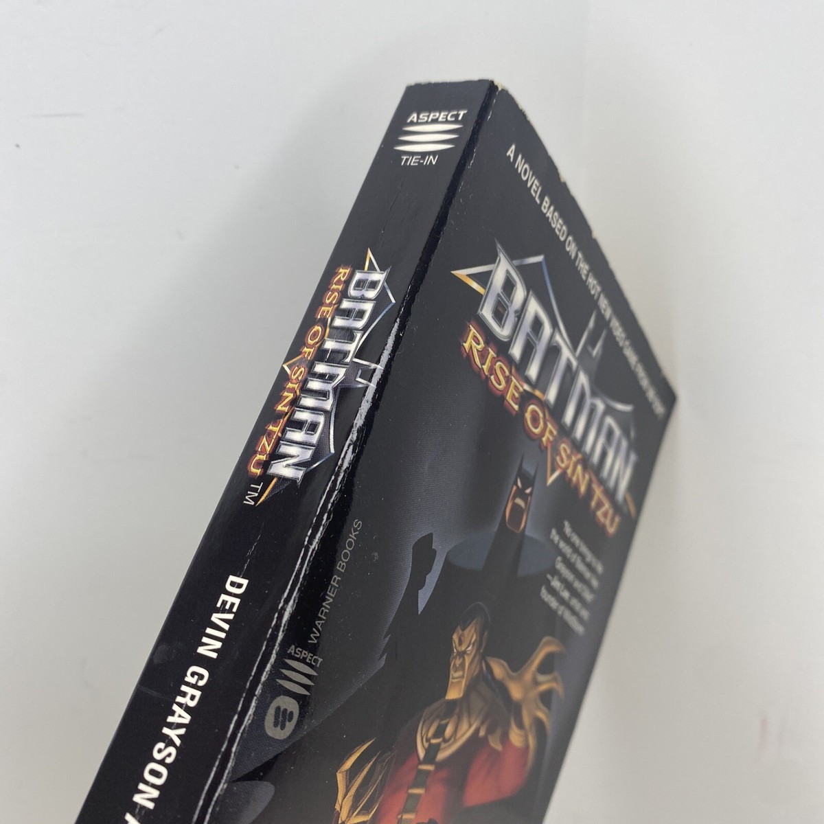 Batman: Rise of Sin Tzu - Video Game Based Paperback! Good Batman: Rise of Sin Tzu - Video Game Based Paperback! Good