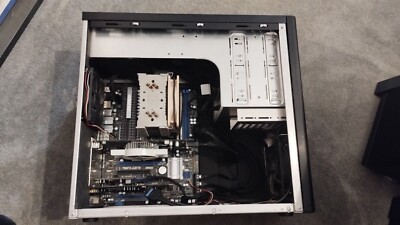 MSI 790FX GD70 + AMD 955 BE + Noctua + Kingston + bequiet NT +  Lian Li PC-8NB