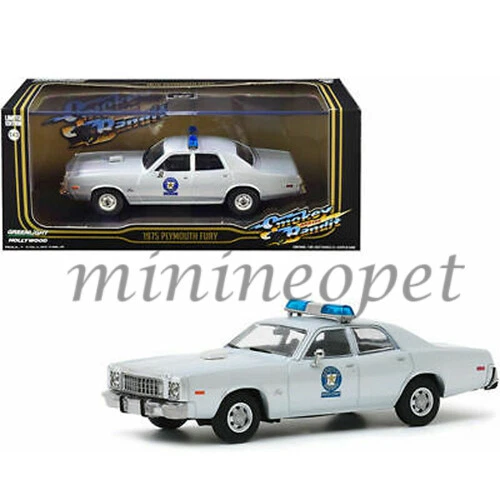 GREENLIGHT 86581 SMOKEY & THE BANDIT 1975 PLYMOUTH FURY 1/43 ARKANSAS SHERIFF - Image 2 of 2