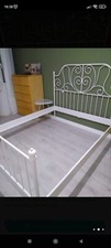 Estructura de cama acero blanca