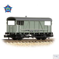 378-027 Graham Farish N Gauge SE&CR 25T 'Dance Hall' Brake Van BR Grey