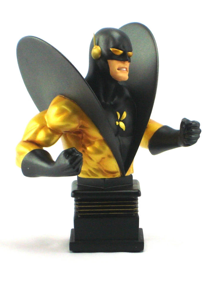 Cómics de Marvel Bowen Designs Yellowjacket Mini Busto Prueba de Artista AP Edición Dorada Foto 4 de 4