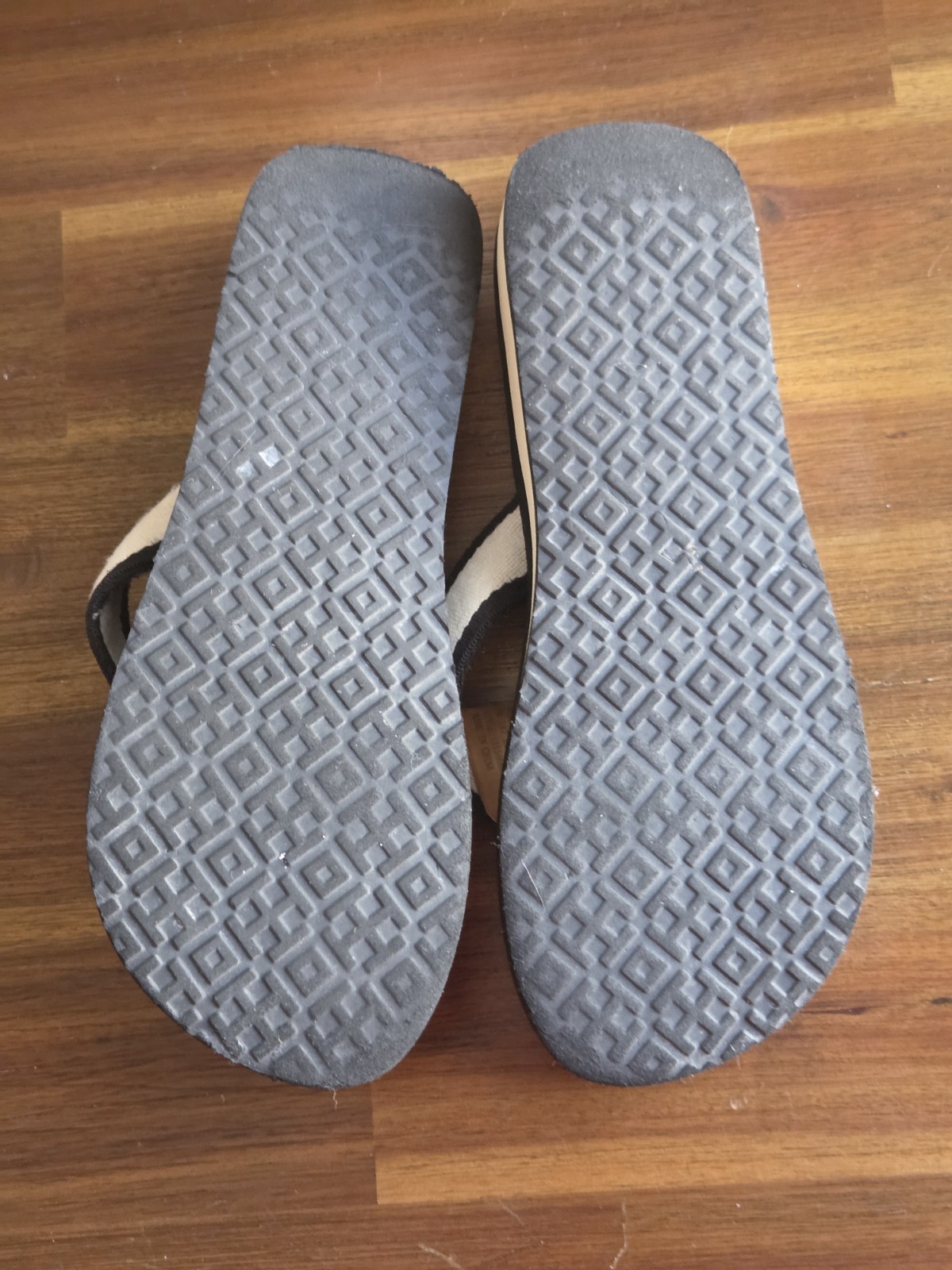 Tory Burch Women's Size 7M Frankie Wedge Black thumbnail 8