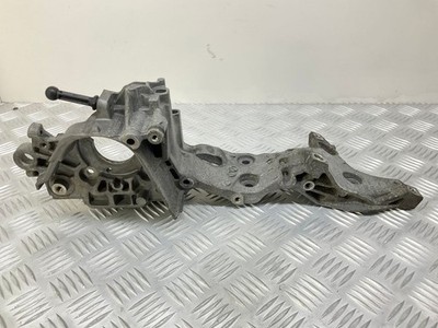 Audi A4 S4 B9 2017 Halterung Kraftstoffpumpe 04L903143B Diesel 110kW MJA91095