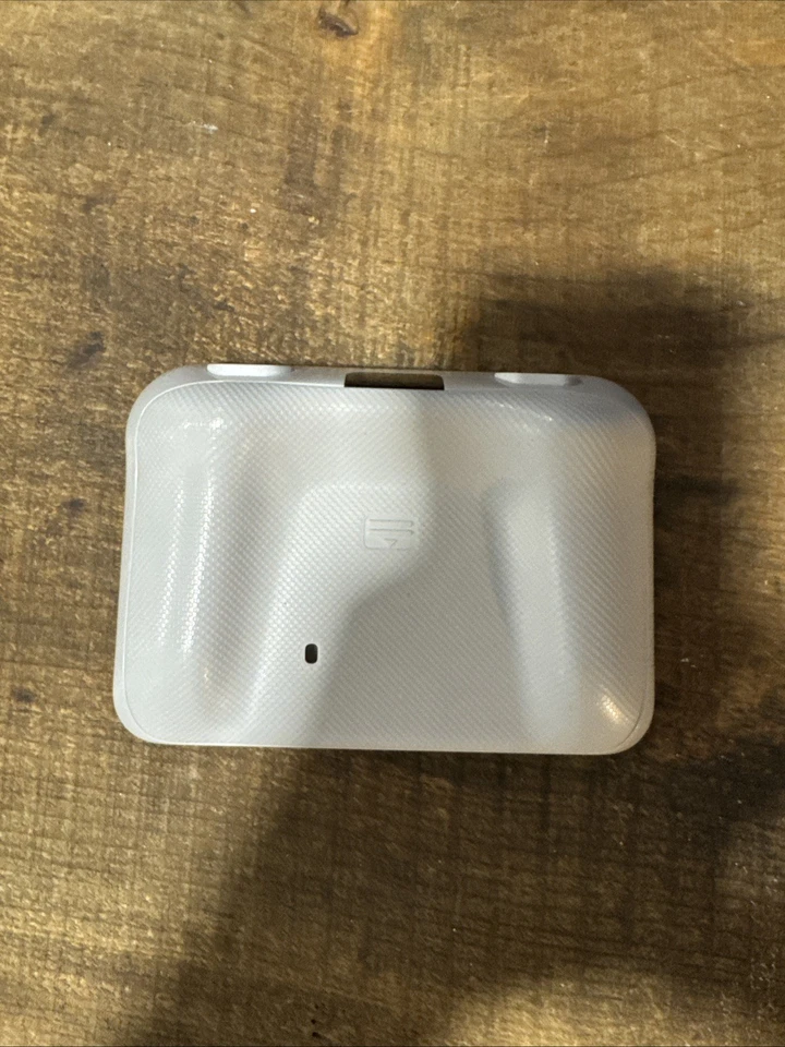 Sony, NSX-32GT1, 32" Internet TV, Powered by Google w/Remote - Image 3 of 4