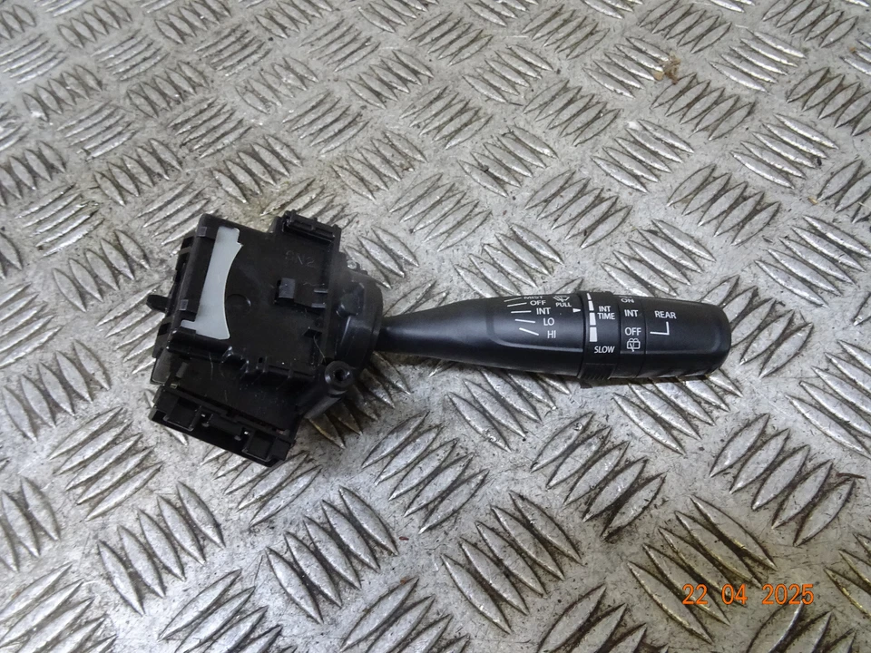 Suzuki Vitara 2016 SZ-T APK 1,6 gasolina MK4 limpiaparabrisas indicador tallos ref16312 Foto 2 de 4