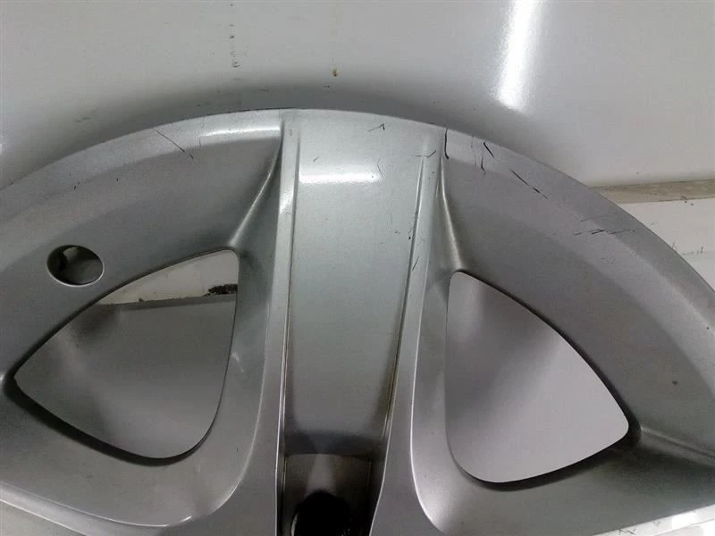 Tapacubos cubierta rueda plateada para 07-10 AURA 450253 Foto 2 de 4