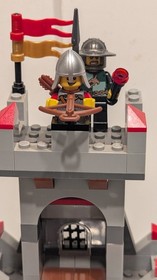 Lego 7948  kingdoms Castle outpost attack With Figures & Manual ( Retired )