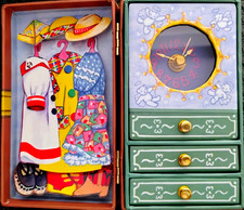 NIB Muffy VanderBear 5.25" Steamer Travel Trunk - 1998 CLUB GIFT