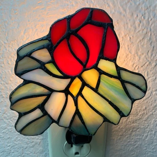 VTG Stained Glass Rose Flower Night Light Plug In Lamp Art Decor Tiffany Style
