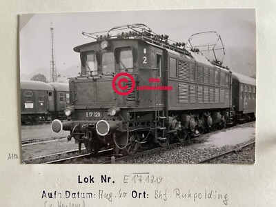 E-Lok E 17 120 im Bhf Ruhpolding 1960  I carltonsvintage