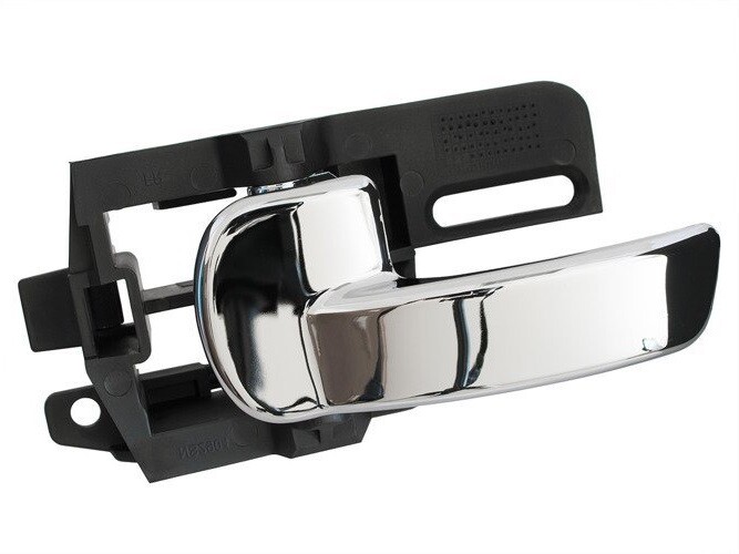 Poignée de porte intérieure conducteur chrome Nissan Qashqai confort habitacle quotidien