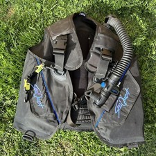 Seaquest Buoyancy Compensator Vest BCD Size Small Balance Control Inflatable