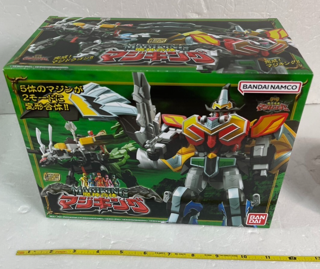 Power Rangers Mystic Force Magiranger SMP MagiKing Megazord Bandai