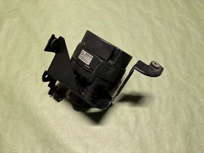 Porsche 996 911 Secondary Air Injection Pump Bosch With Mounting Bracket