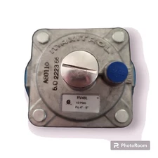 Maxitrol Natural Gas Regulator