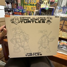 NECA TMNT The First Turtles Raphael Figure Set w Alt Head Sai Fan