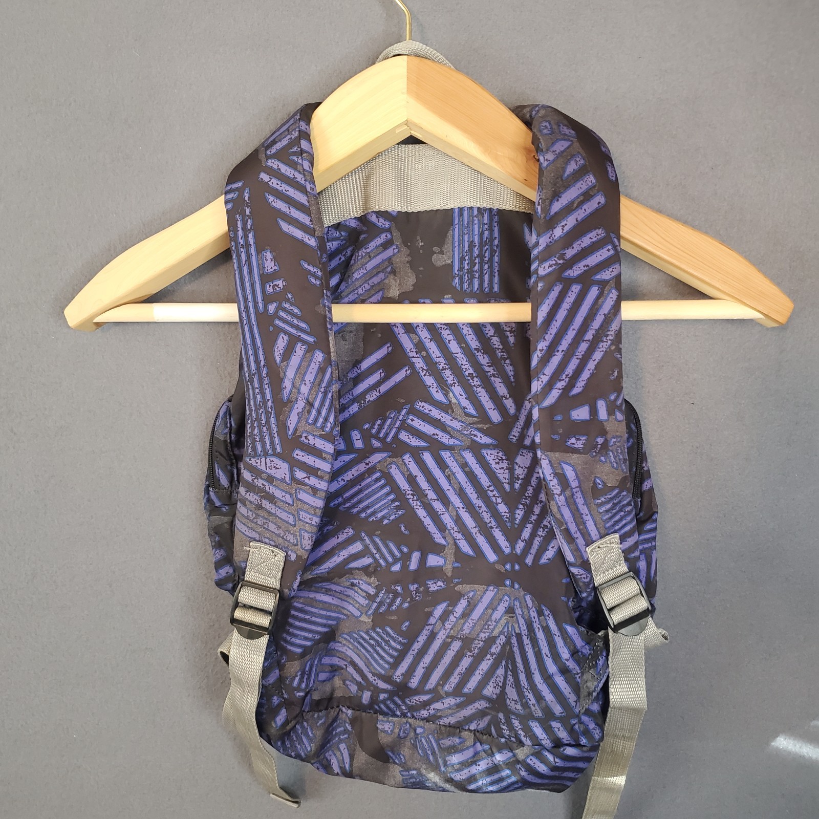 Mossimo Supply Lightweight Nylon Backpack Purse P… - image 9