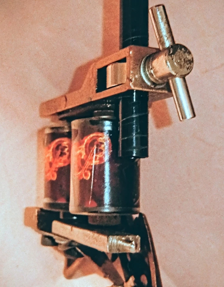 Máquina de tatuaje Ghost Rider vintage Foto 4 de 4