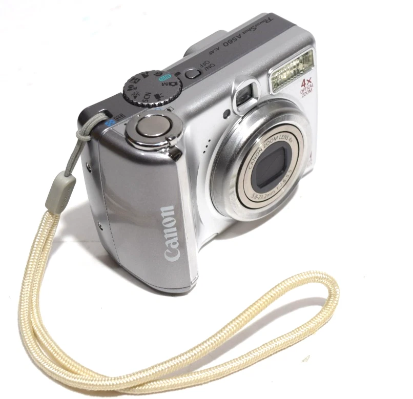 Цифровые фотоаппараты Canon Powershot A560 7-7,9 МП - огромный