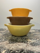 Set of 3 Vtg Fire King Anchor Hocking Colorful Cinderella Nesting Mixing Bowls