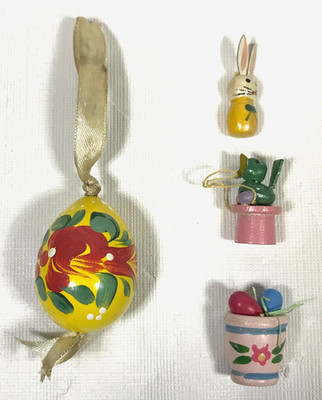 Easter 4 Vintage Wood Decorations Egg, Rabbit, Bird, Basket of Eggs Miniatures