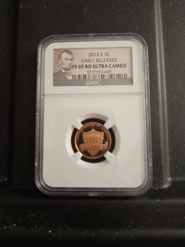 A 2013 S - Lincoln Shield Cent - NGC PF69 RD Ultra Cameo