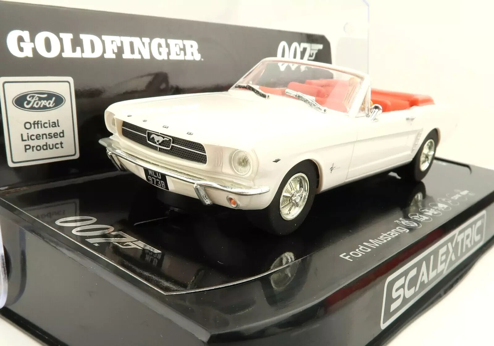 Scalextric - C4404 Ford Mustang James Bond Goldfinger - NEW