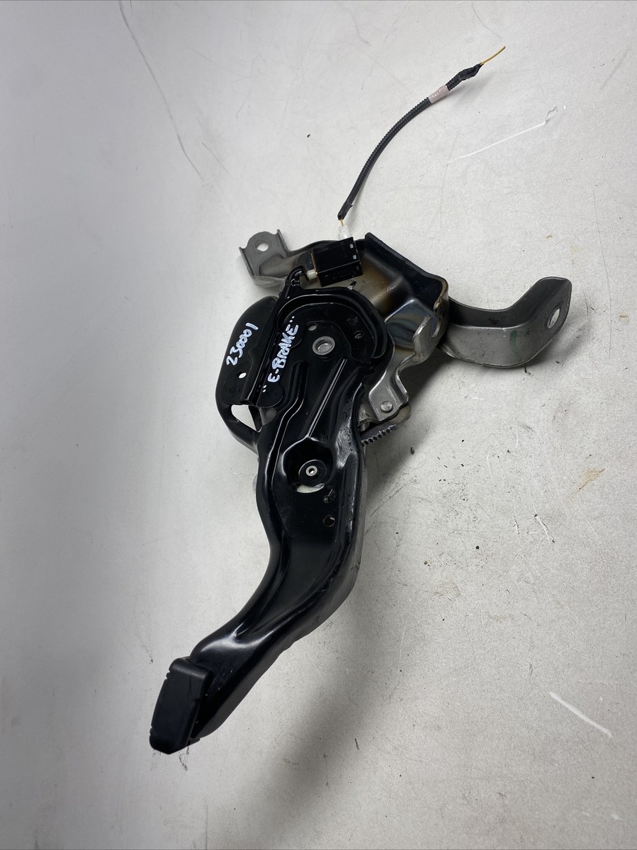 LEXUS ES300H ES350 EMERGENCY PARKING BRAKE RELEASE PEDAL OEM
