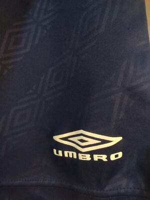 Short Umbro Vintage 90s – Bleu Marine, Monogramme, Taille M – Foot Rétro