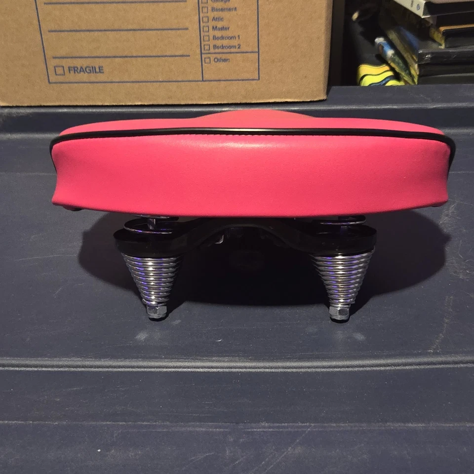 Sillín de bicicleta rosa fresco cómodo vintage asiento de playa crucero Foto 3 de 4