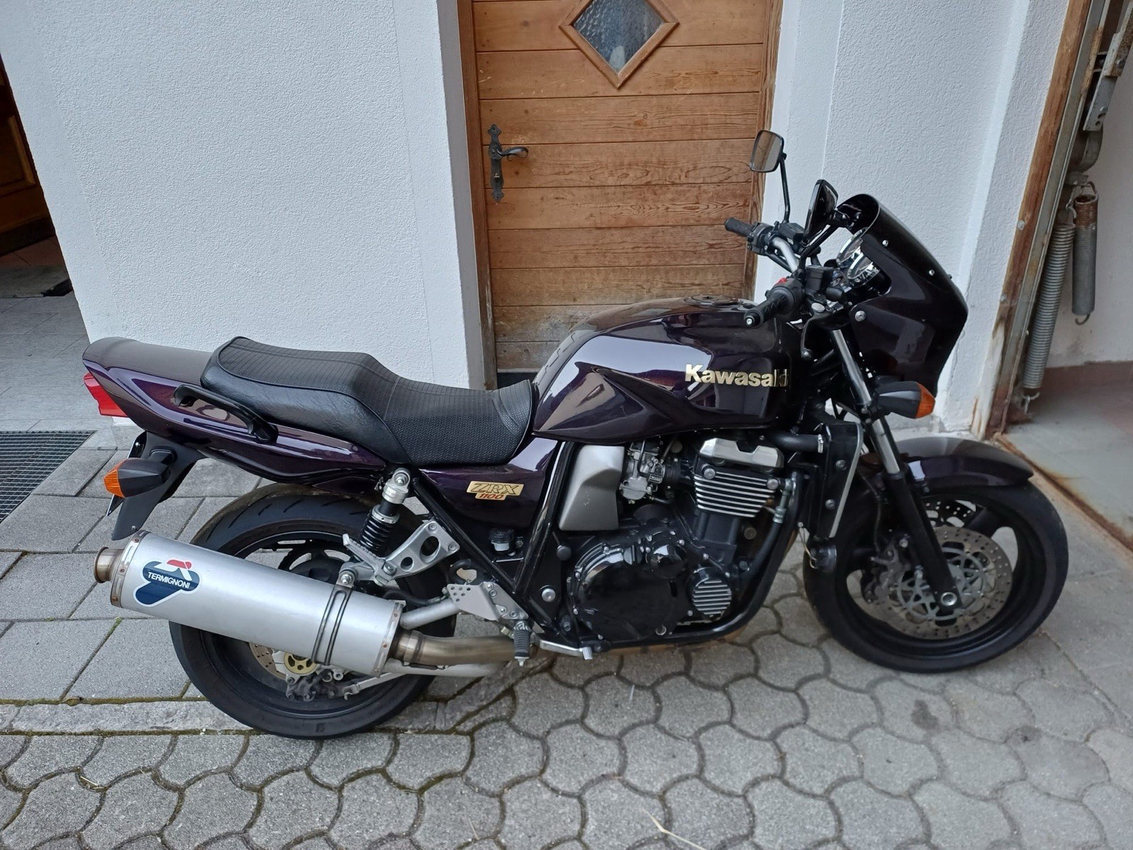 Kawasaki ZRX1100 Usata in Buone Condizioni