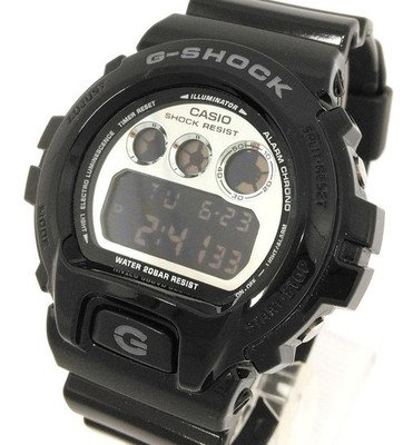 Casio G-Shock DW-6900NB Uhr in Metallicfarben aus Japan