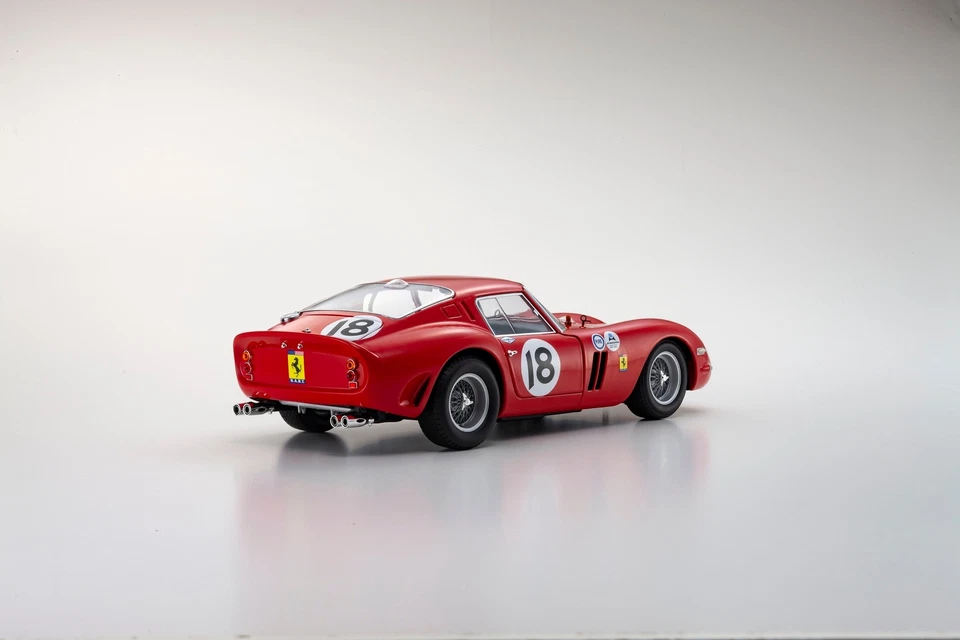 Kyosho 1:18 Ferrari 250 GTO #18 ganador 1963 Daytona 3h (08438F) Foto 2 de 4