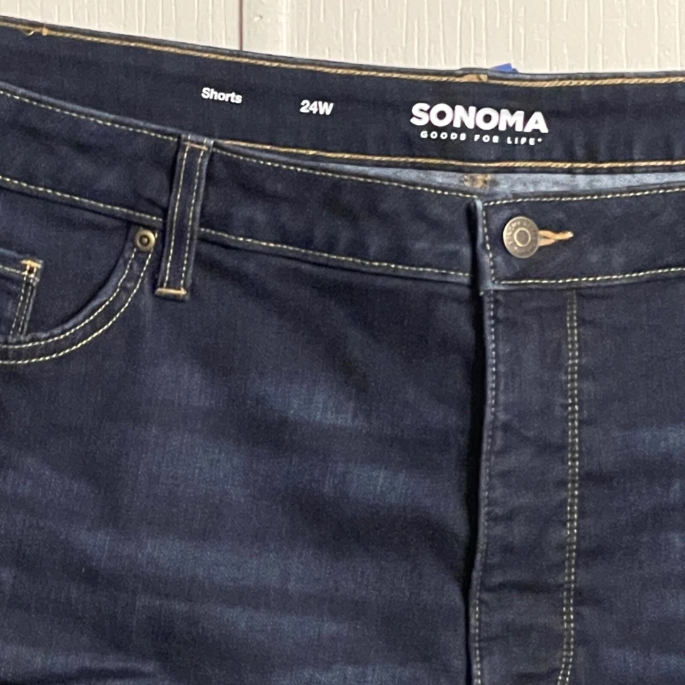 Pantalones cortos de mezclilla para mujer Sonoma azul talla 24W azul lavado oscuro puños apertura de pierna Foto 2 de 4