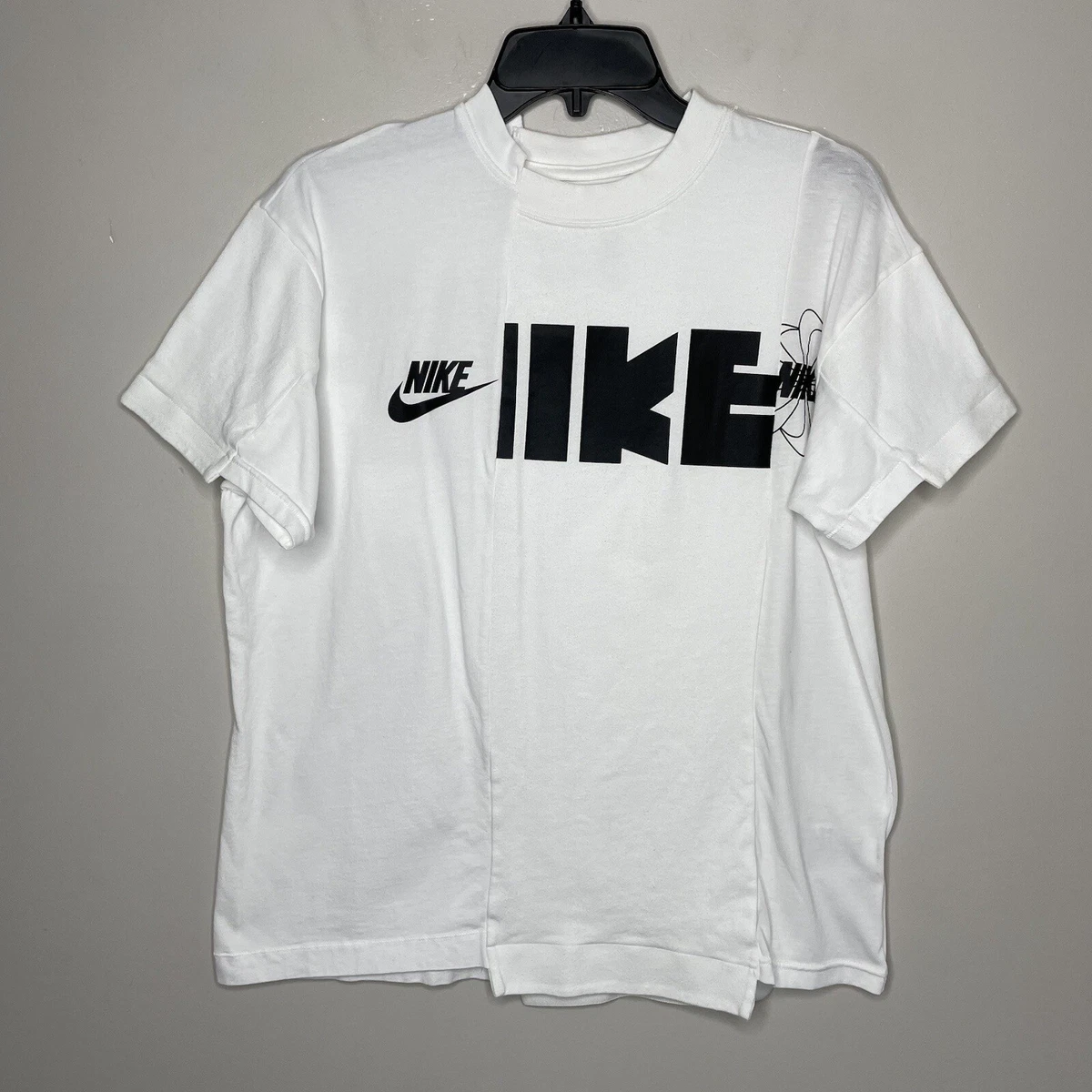 Nike x sacai tee new arrivals