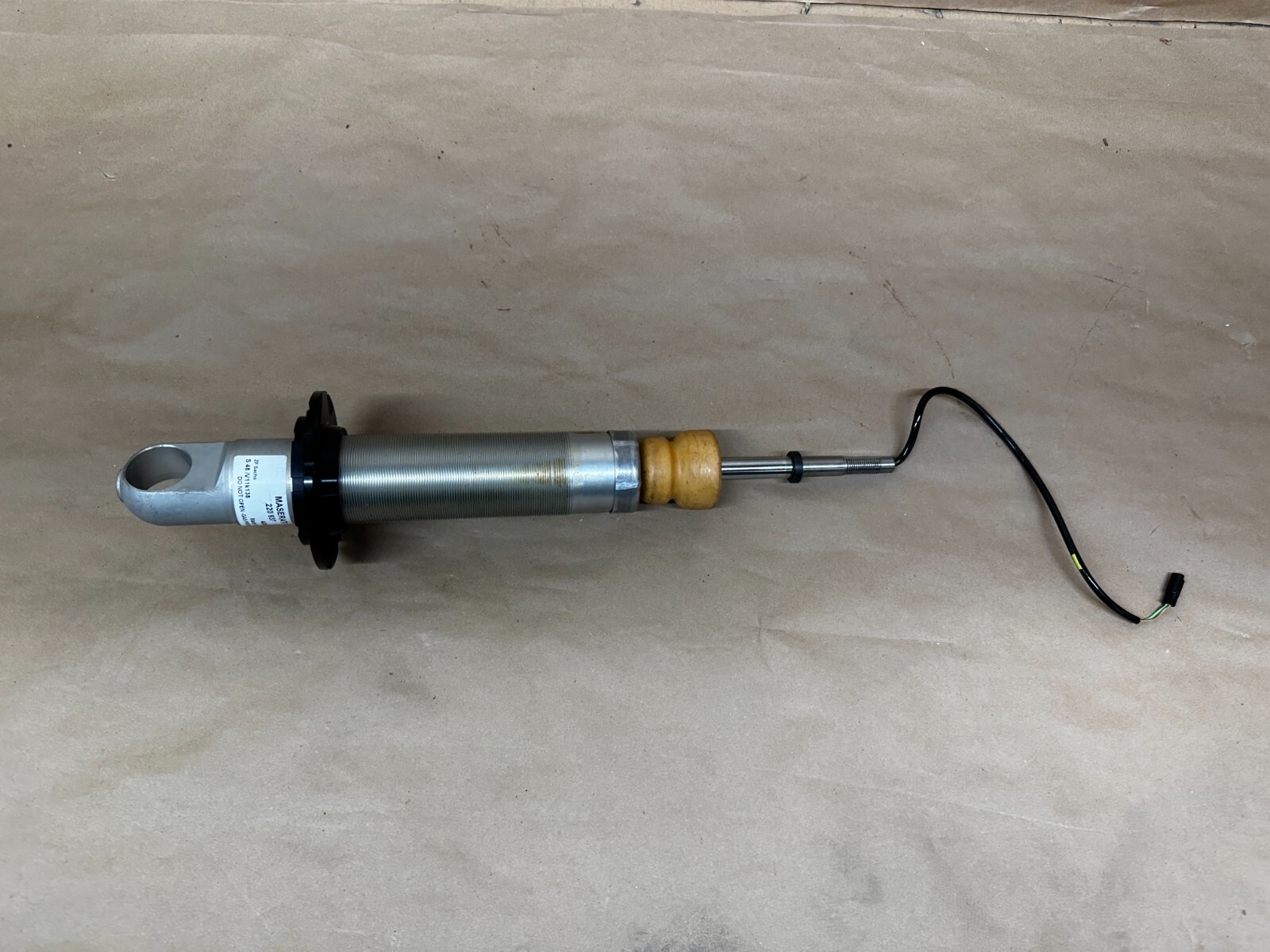 Mint 1ps Front Left or Right Shock Absorber Maserati 4200 Coupe Gransport 220937